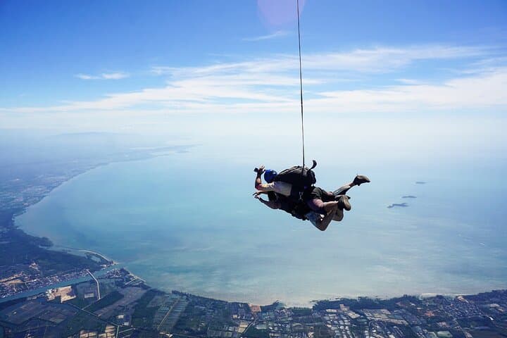 First Jump Tandem Skydive in Pattaya: 13,000-Foot Freefall with Hotel Transfer photo 6