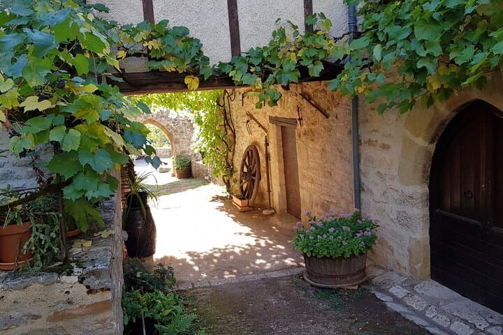 Hike Loubressac & Autoire: Cliffside Villages and the Autoire Waterfall in the Dordogne Valley photo 6