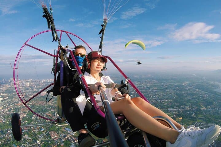 Paramotor Flight Above Pattaya: Coastline Motor-Glider Experience with Hotel Transfer
