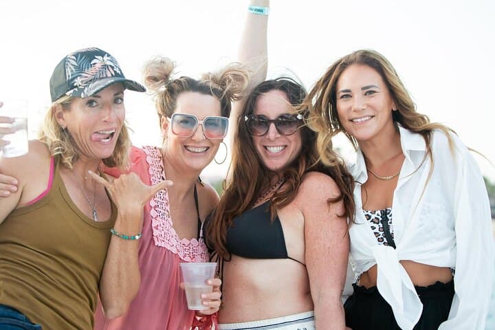 Cabo Snorkel & Boat Tour: Land's End, Sea Lion Colony, Open Bar Cruise photo 3
