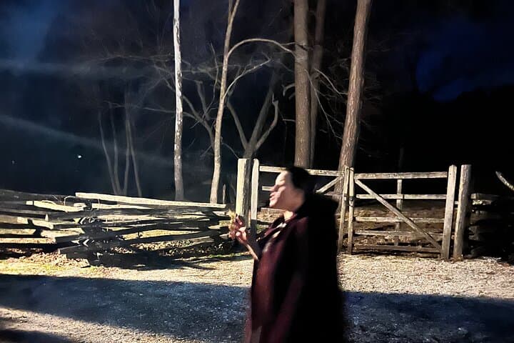 Dark History Conspiracy Tour in Colonial Williamsburg: Night Walk of Secrets photo 6