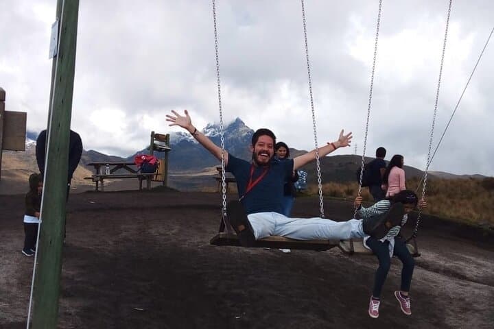 Quito From Above: Cable Car, Columpio del Cielo & Rucu Pichincha Hike photo 6