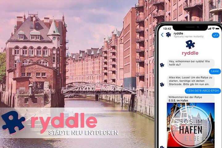 Mayday at the Waterfront: Interactive Speicherstadt & HafenCity Puzzle Walk in Hamburg
