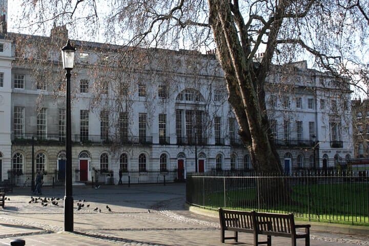 Finding Fitzrovia: Self-Guided Audio Walking Tour in London photo 2