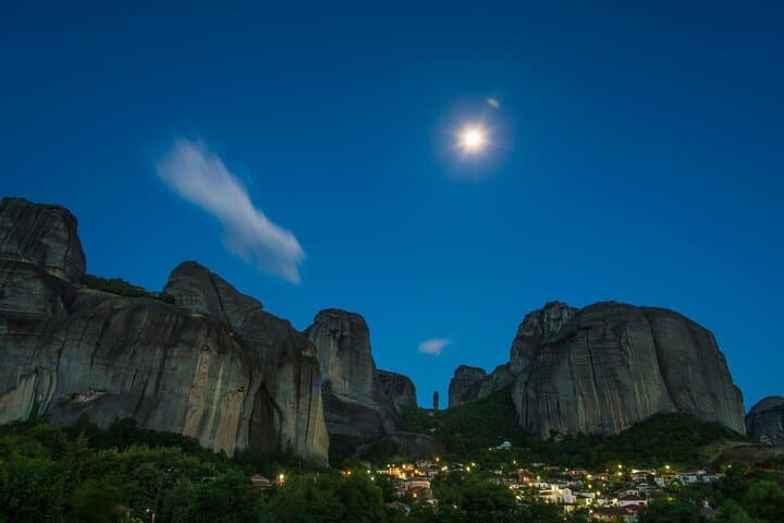 Meteora Private Full-Day Tour from Athens: Monasteries on Sandstone Pillars photo 3