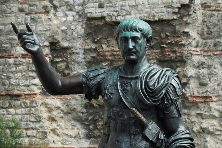 London Great Plague Time Travel Walking Adventure — Puzzle Walk from St Katharine Docks to the Monument photo 3