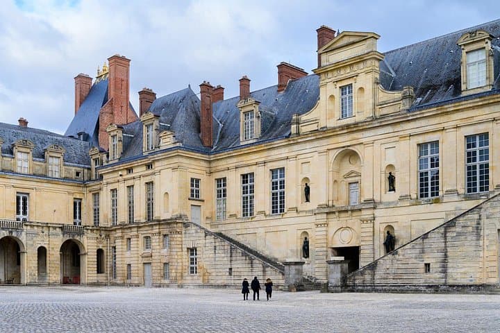 Fontainebleau Palace Day Trip from Paris: Royal History, Gardens & Forest Walks photo 2