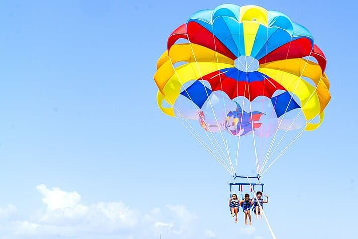 Parasailing in Bavaro: Bird's‑Eye Views Over Punta Cana’s Coral Coast photo 2