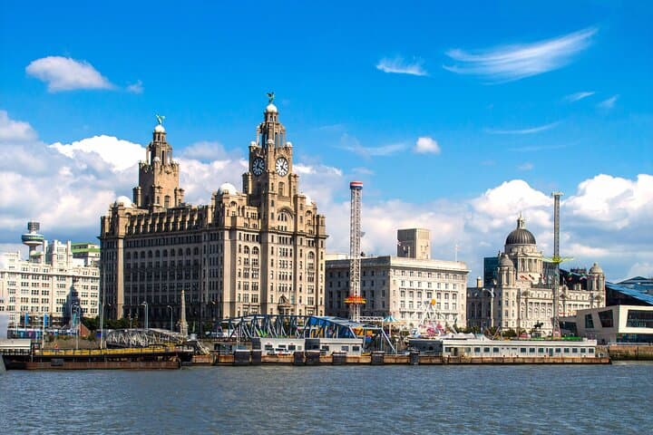 Liverpool Escape Tour: Self-Guided City Game to Find the Secret Exit photo 3