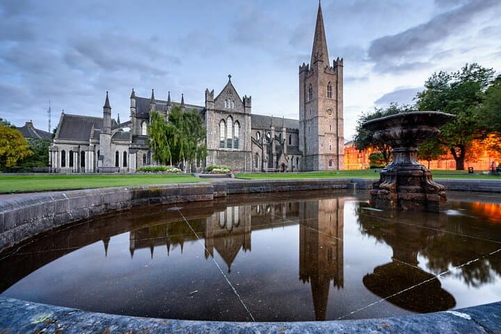 Dublin Incident: Alien, Whiskey & Clues Exploration Game — Self-Guided City Adventure