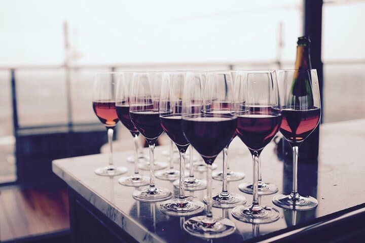 Traverse City Sunset Wine Tour: 4-Hour Old Mission Peninsula Wineries photo 5