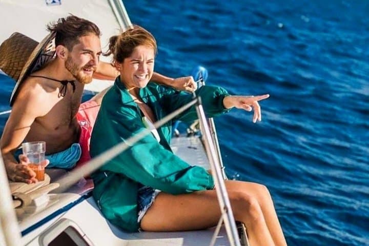 Sail & Snorkel Cabo: 3-Hour Arch to Pelican’s Rock Cruise with Lunch and Open Bar photo 1