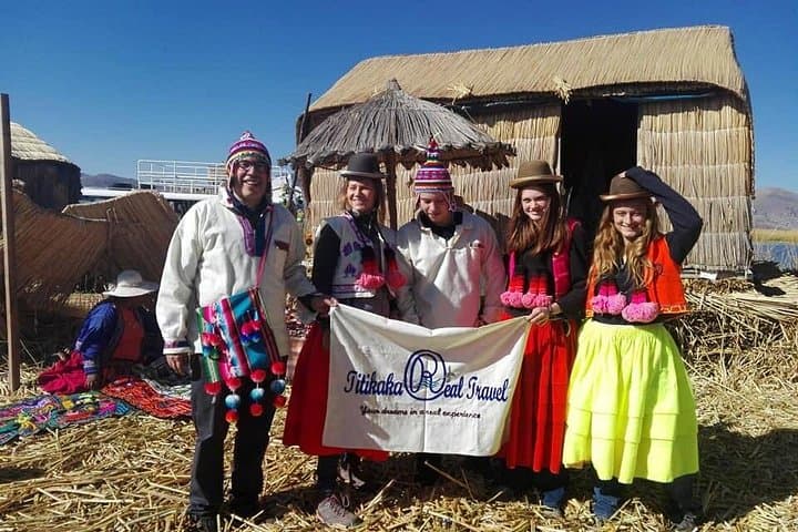 Uros Floating Islands Tour: Lake Titicaca Totora Islands & Reed-Boat Ride photo 2