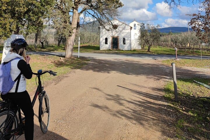 Bolgheri E-Bike Tour and Tuscan Cooking Lesson photo 3
