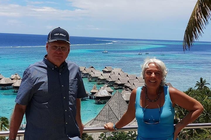 Moorea Blue Pearl Private Tour — Belvedere, Bays & Local Shopping photo 6