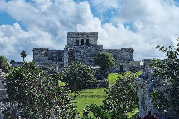 Deluxe 5x1: Tulum, Cobá, Cenote Kuxtal & 5th Avenue Day Trip from Playa del Carmen photo 4
