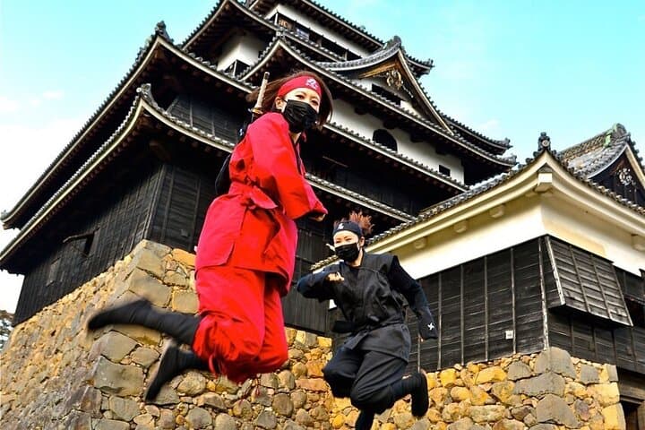 Matsue Ninja Costume Rental: Walk Matsue Castle Town in Samurai Style
