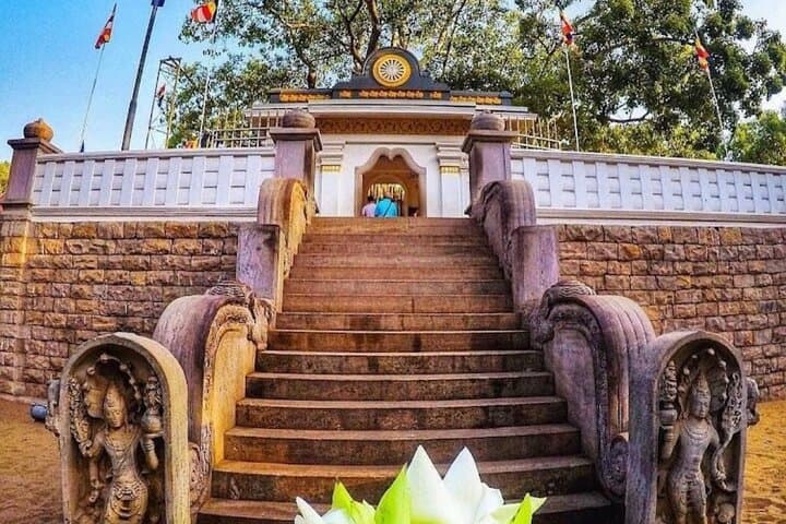 Sunset Tour of Anuradhapura & Mihintale: Ancient Cities Day Trip photo 1
