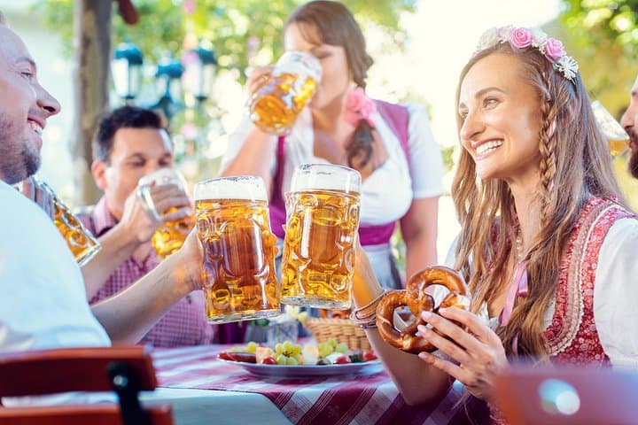 Private Beer Tasting Tour in Munich: Oktoberfest Museum and Old Town Beer Crawl