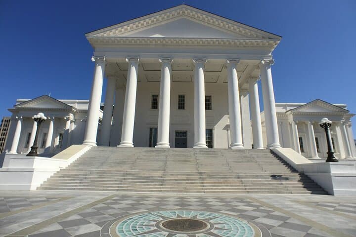 Self-Guided Scavenger Hunt in Downtown Richmond & Capitol Square photo 2