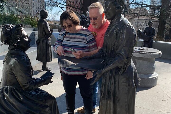 Self-Guided Scavenger Hunt in Downtown Richmond & Capitol Square photo 4