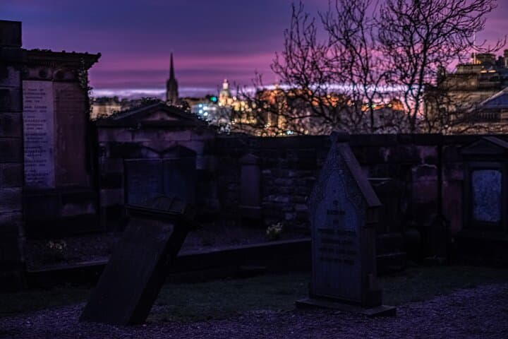 Edinburgh Ghost Tour: Mysteries, Legends & Murders on the Royal Mile photo 4