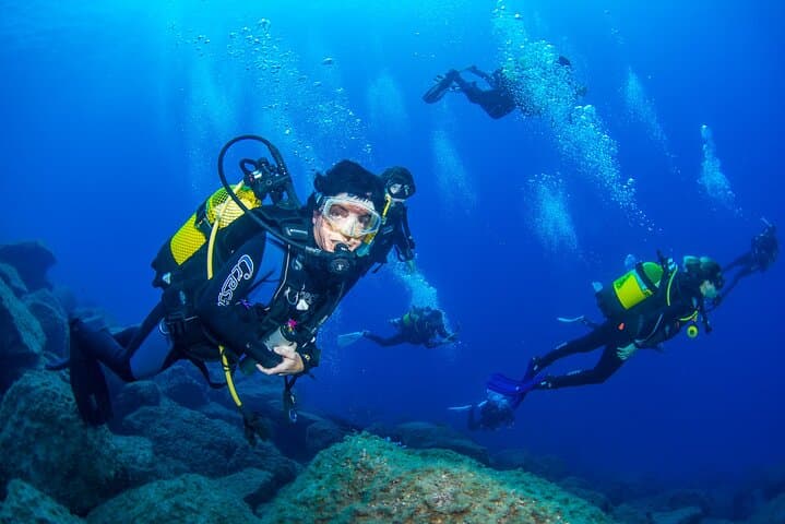 Radazul Bay Guided Scuba Immersion from Santa Cruz de Tenerife photo 2