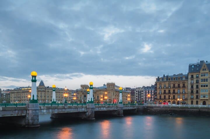 San Sebastián (Donostia) Self-Guided Scavenger Hunt — Explore the Old Town by Foot photo 2