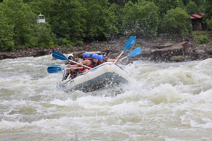 Full Ocoee River Rafting Adventure with Catered Shore Lunch on the Ocoee River photo 4
