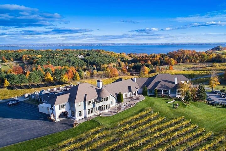 Traverse City Sunset Wine Tour: 4-Hour Old Mission Peninsula Wineries photo 3