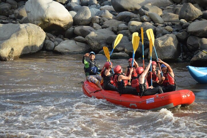 Pastaza River Rafting from Baños — Level III+ & IV Whitewater Adventure photo 4
