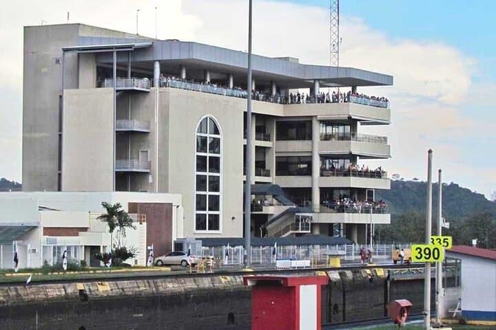 Panama Canal Layover Tour: Miraflores Locks in 3 Hours photo 6