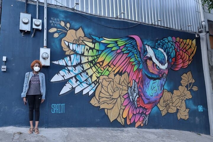 Graffiti Walking Tour in 4 Grados Norte, Guatemala City — Street Art & Local Eats photo 3