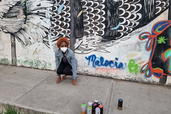 Graffiti Walking Tour in 4 Grados Norte, Guatemala City — Street Art & Local Eats photo 4