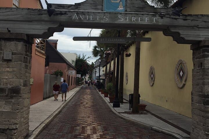 Explore St. Augustine by Golf Cart: Historic Downtown Shared Tour photo 4