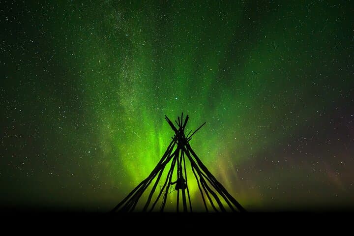 Northern Lights Hunt from Alta Cruise Harbor — Aurora Chase & Science Briefing photo 6