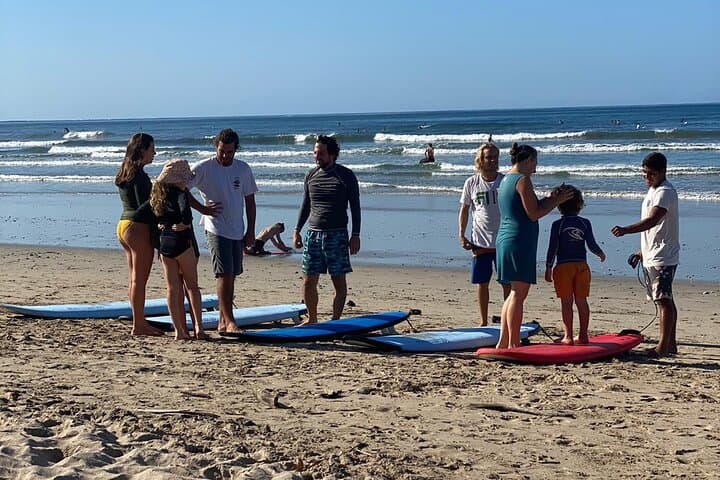 Private Surf Lessons in Guanacaste: Learn to Ride with a Local Instructor photo 4