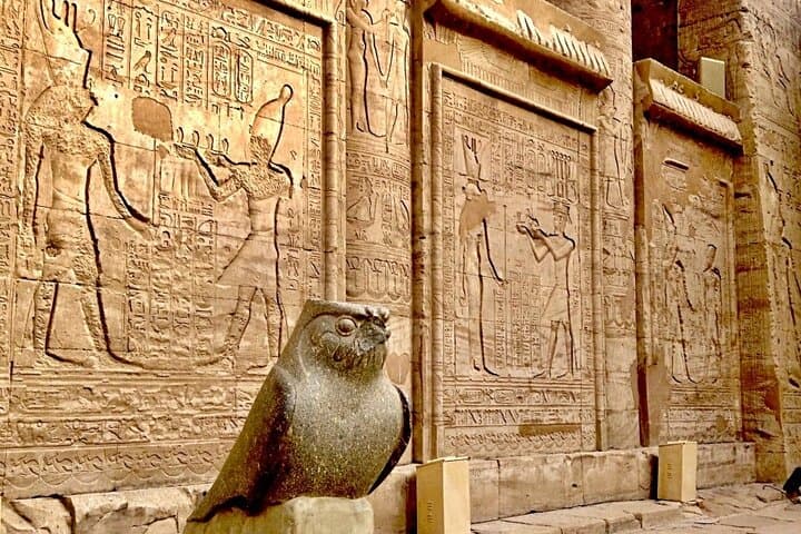 Aswan to Luxor: 3-Night Nile Cruise with Abu Simbel & Hot Air Balloon photo 3