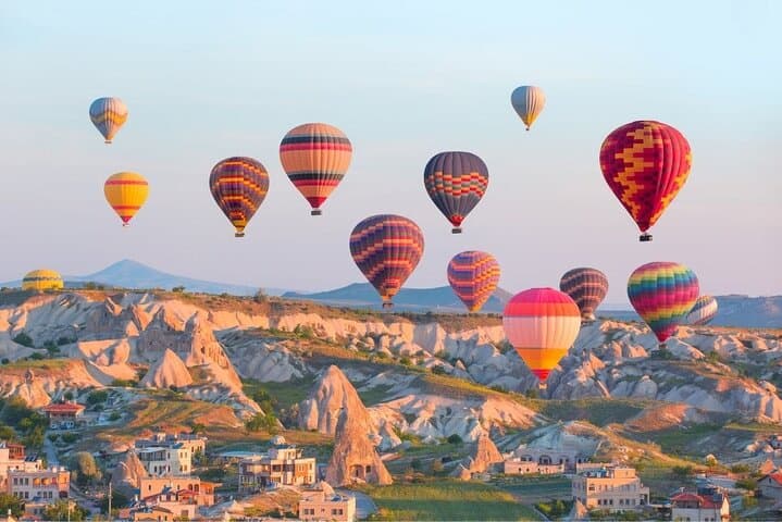 Cappadocia Hot Air Balloon Flight and 1-Day Göreme Tour photo 2