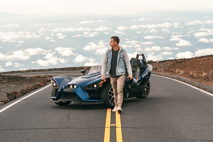 Maui Polaris Slingshot Rental: Self-Guided Lahaina Joyride photo 4