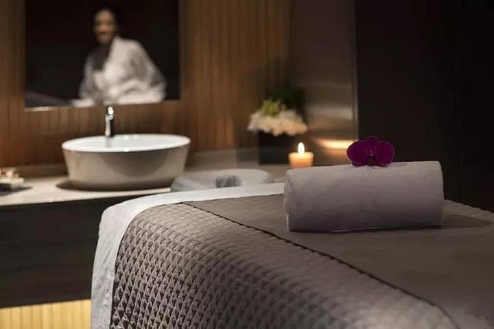 Unwind and Dine at Burj Khalifa's Burj Club: Rooftop Spa & Dining Experience photo 2