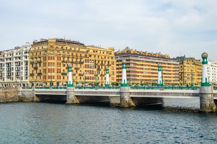 San Sebastian Old Town Exploration Game: Interactive Walking Tour & Treasure Hunt photo 5