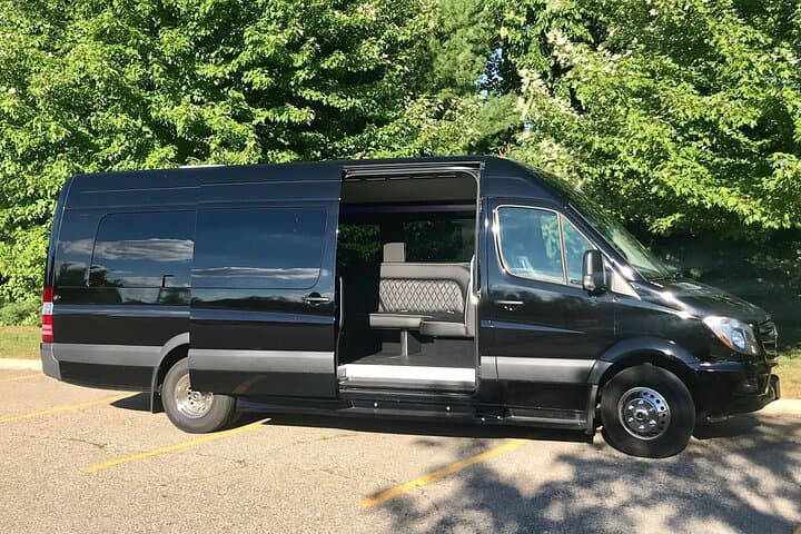 Stress-Free Round-Trip Private Transfer: Las Vegas Airport to City by Limo Sprinter photo 3