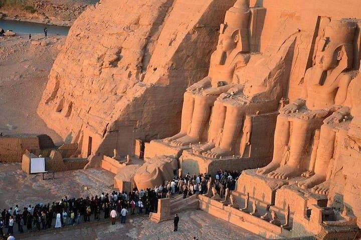 4-Day Luxor & Aswan Adventure: Hot Air Balloon, Abu Simbel & Philae from Cairo photo 4