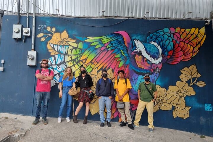 Graffiti Walking Tour in 4 Grados Norte, Guatemala City — Street Art & Local Eats