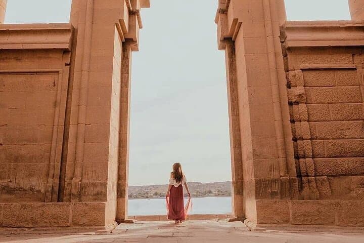 4-Day Luxor to Aswan: Hot Air Balloon, Abu Simbel & Nile Temples photo 2