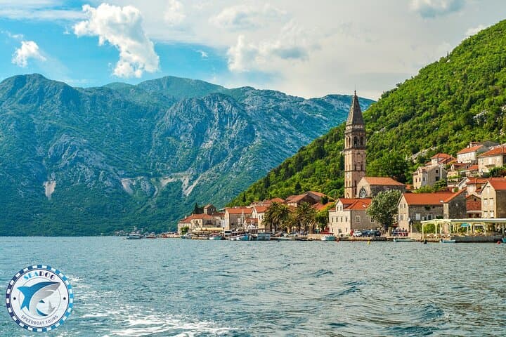 Kotor Bay Speed Boat Tour: Blue Cave, Mamula & Our Lady of the Rocks