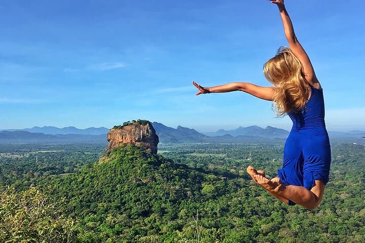 Sigiriya & Dambulla Day Tour — Climb Lion Rock and Explore the Golden Cave Temple photo 2