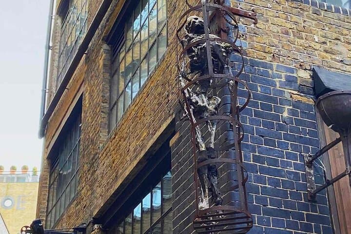 Southwark Pirates of the Thames: Self-Guided River Quest in London photo 5