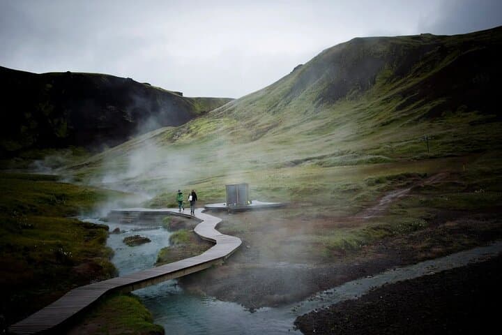 10-Day Private Iceland Circuit: Golden Circle, South Coast, Myvatn & Jökulsárlón photo 3